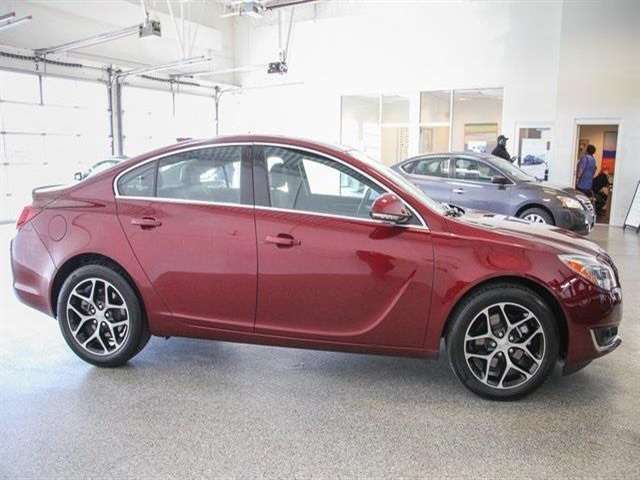 Buick REGAL 2017 photo 3